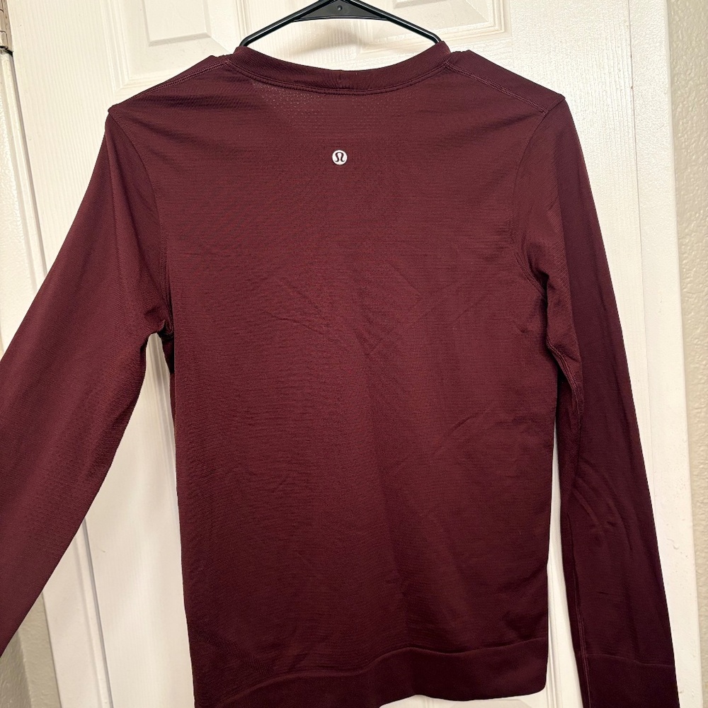 Lulu Lemon long Sleeve